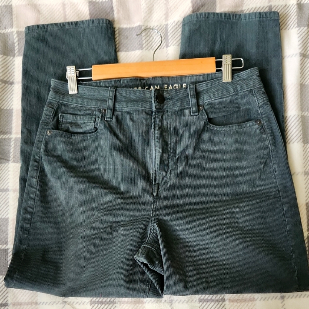 AEO Mom Straight Jean